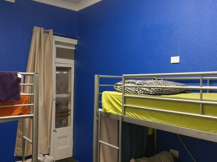 공동 객실, Adelaide Travellers Inn Backpackers Hostel