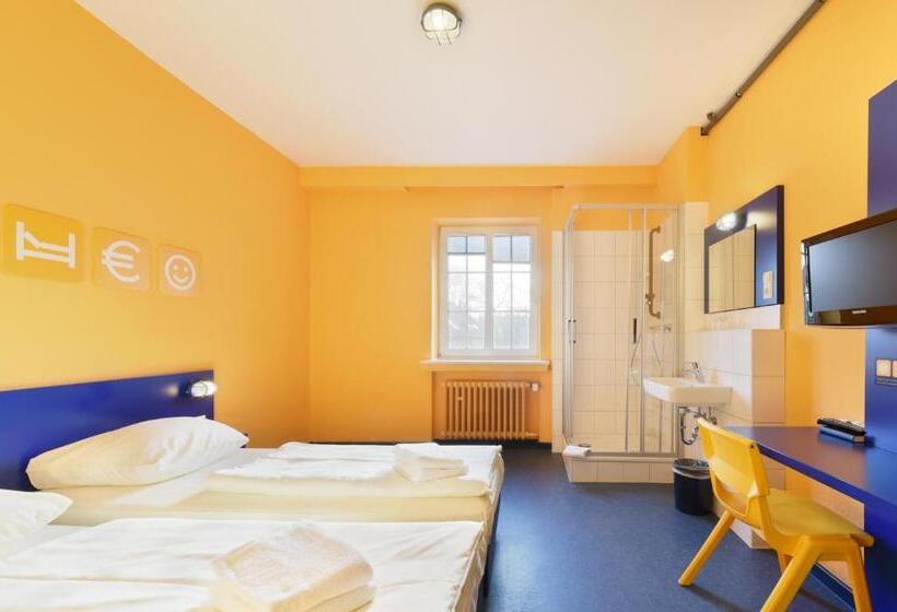 اتاق استاندارد, Bed Nbudget Expo Hostel Rooms