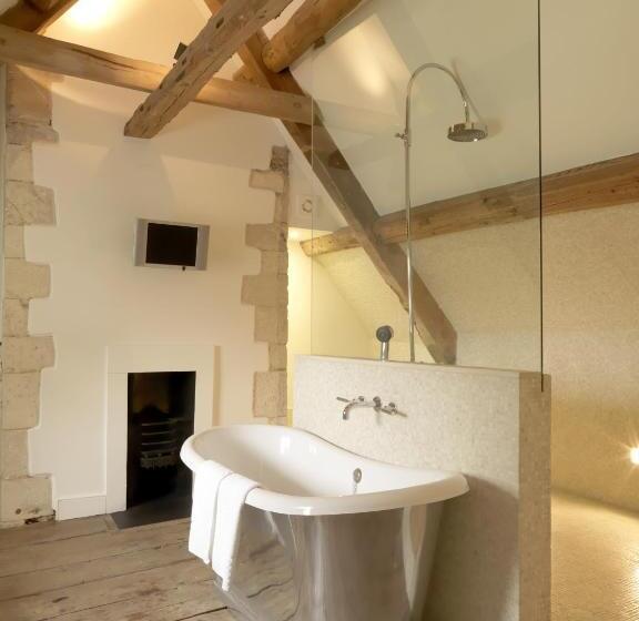 Номер Стандарт, Barnsley House