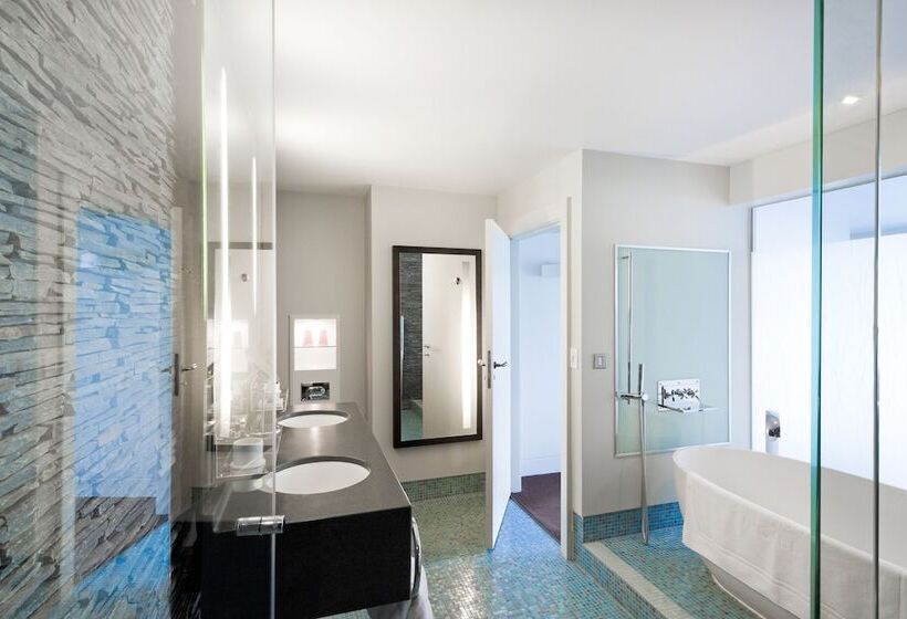 Suite with Terrace, Cliff House