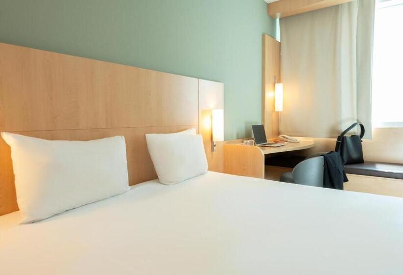 Номер Стандарт, Ibis Lausanne Centre