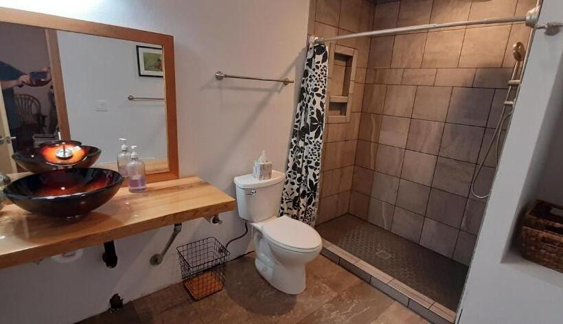 Номер Стандарт Вид на Сад, Angels Rest B&b Lavender Farm