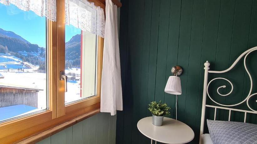 Номер Стандарт, B&b Piz D Err