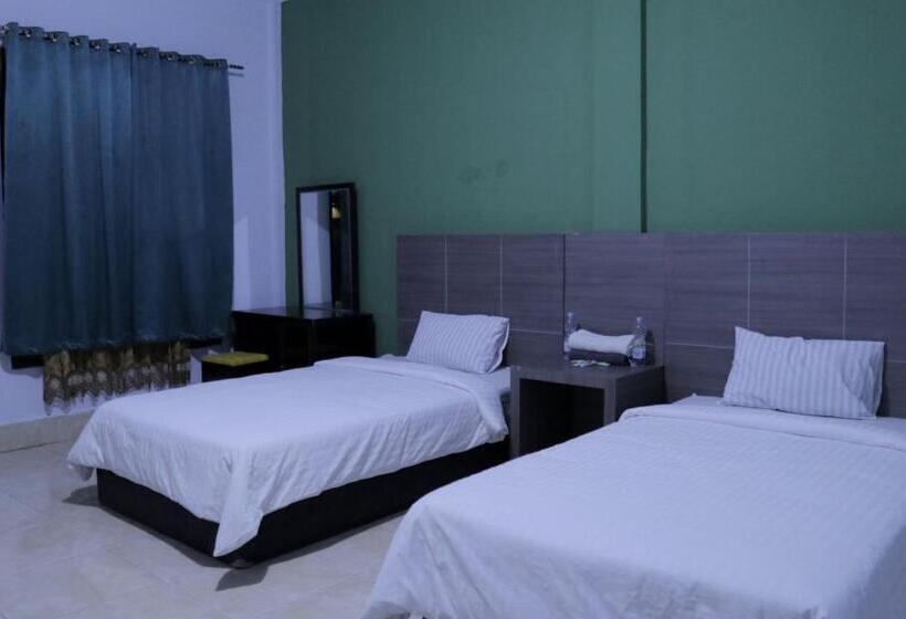 디럭스 룸, Reddoorz @ Pasangkayu Mamuju Utara