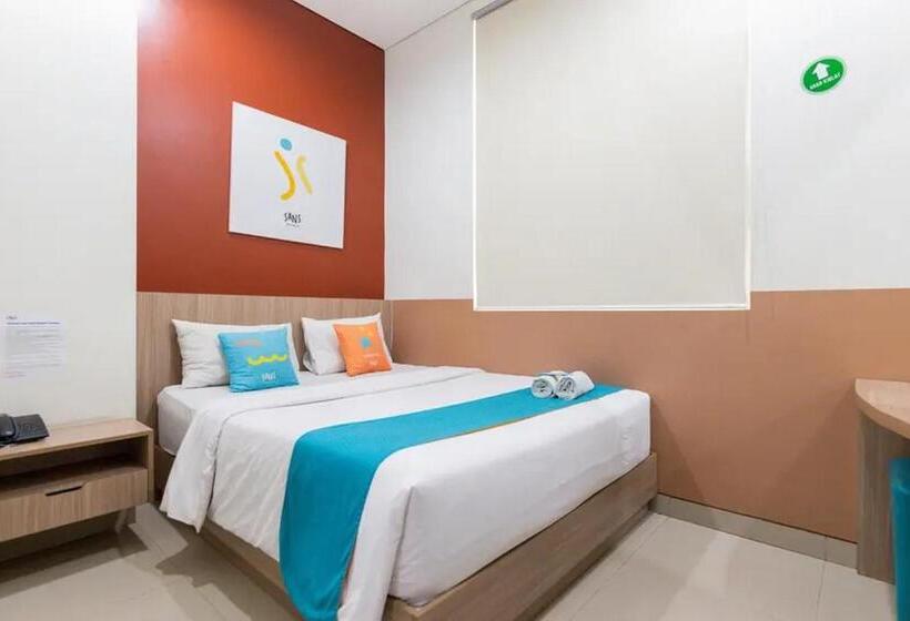 Номер Superior, Sans Hotel Rajawali Surabaya By Reddoorz