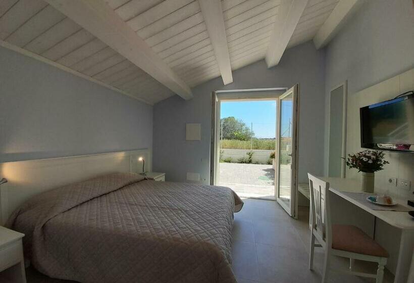 اتاق استاندارد, B&b Camera E Caffè