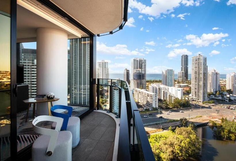 Номер Deluxe, Dorsett Gold Coast