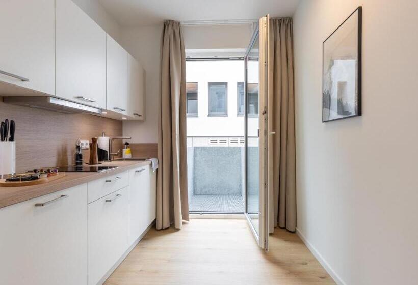 Люкс, Limehome Gutersloh Eickhoffstraße