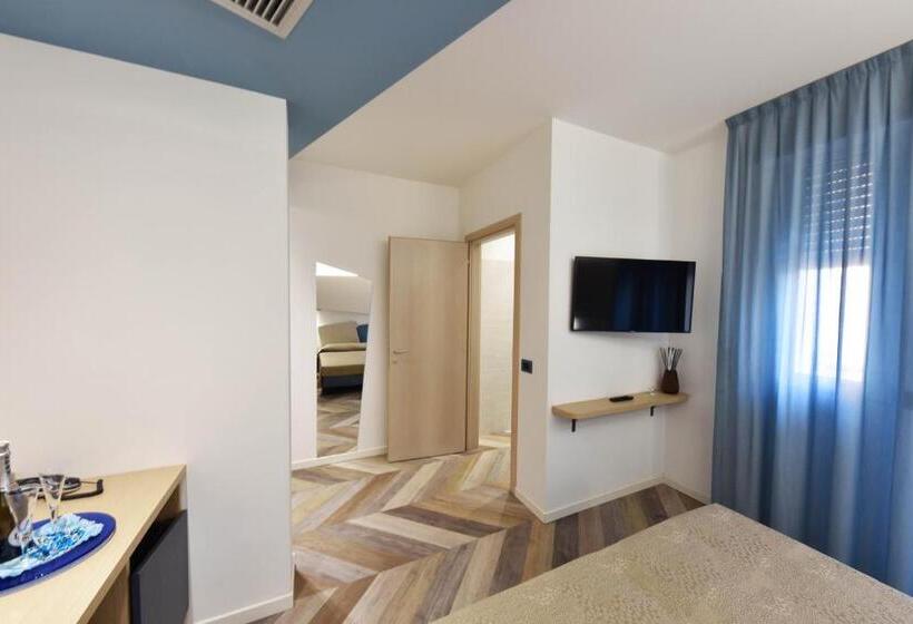 اتاق سوپریور, Color Hotel Rimini