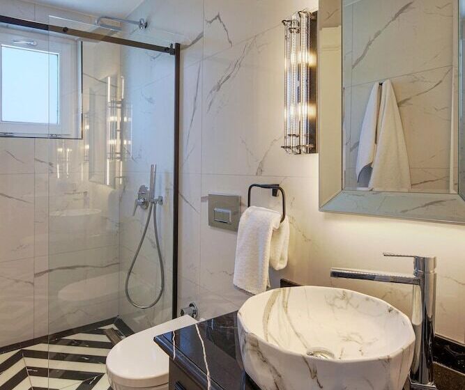 标准间, Monreve Alaçatı