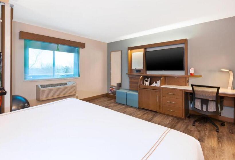 身障者適用キングサイズベッドルーム, Even Hotel Ann Arbor S   University Area, An Ihg