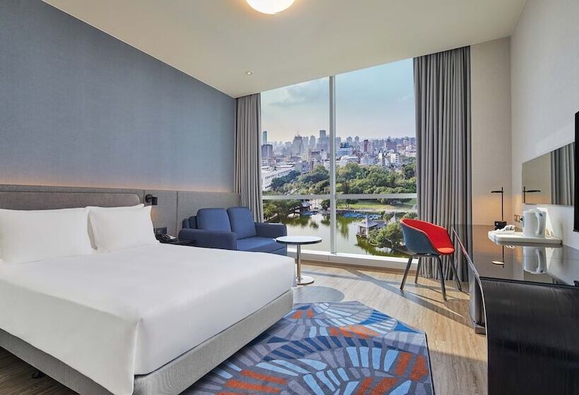 اتاق استاندارد, Holiday Inn Express Taichung Park, An Ihg