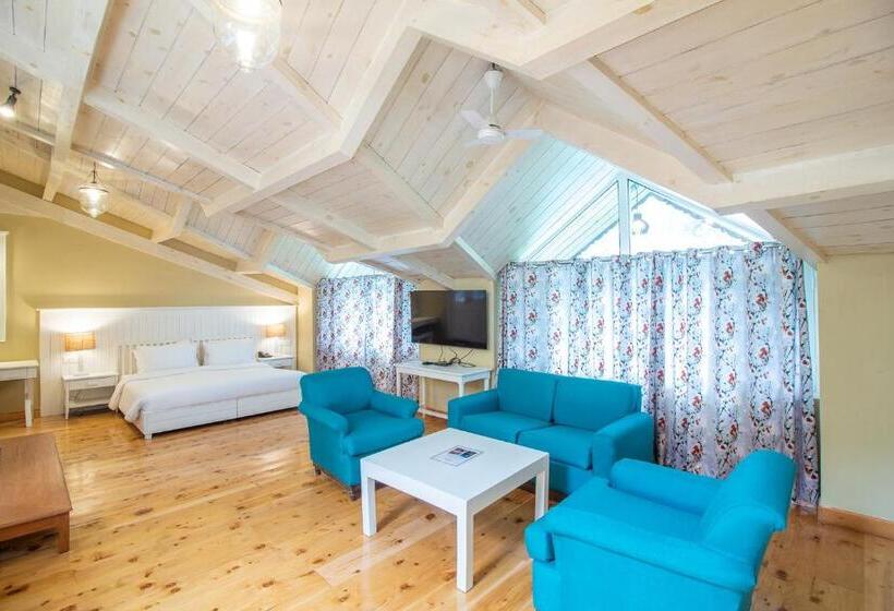 패밀리 스위트, Johnson Lodge & Spa