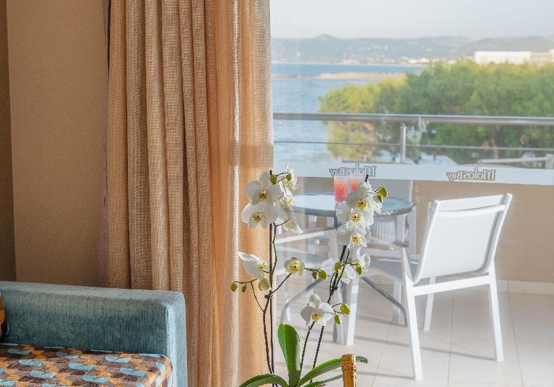 Люкс Вид на Море, Molos Bay