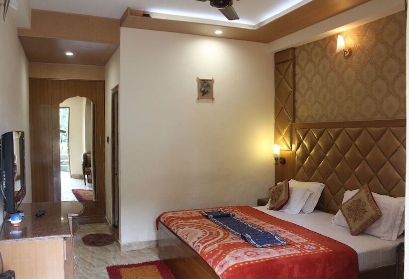 수피리어 룸, Sagrika Resort Dalhousie
