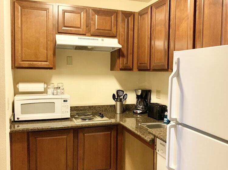 Люкс Адаптированный для Инвалидов, Staybridge Suites   Albuquerque Airport, An Ihg