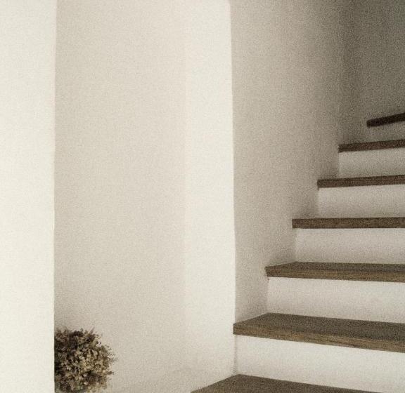 湖の見えるジュニアスイート, Albergo Diffuso Crispolti