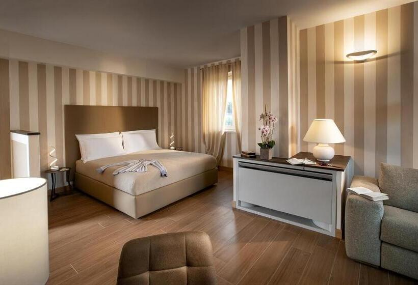 اتاق لوکس, Villa Cristina Suite