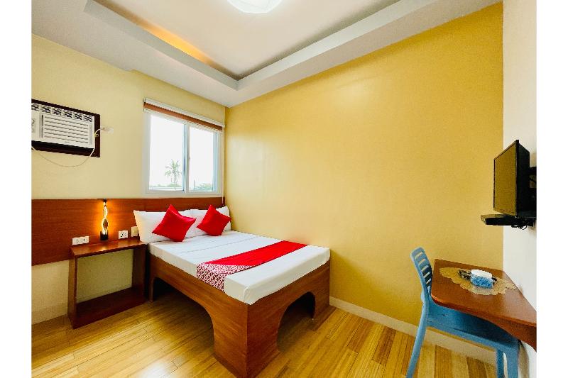 디럭스 룸, Vaccinated Staff  Oyo 685 K Fortune Apartelle