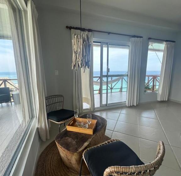 اتاق لوکس, Casa Barlovento