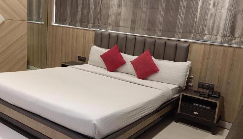 Номер Deluxe, Pratiksha Residency
