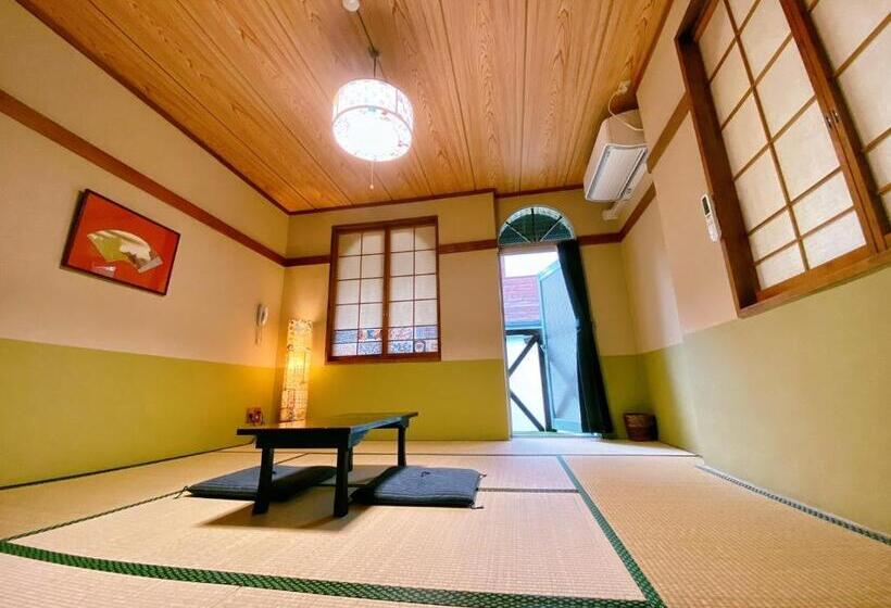 带共用浴室的标准房间, Lodge Atelier