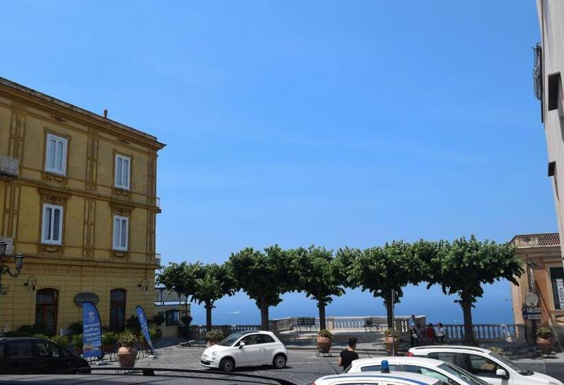 Quarto Superior Vista Mar, Relais Il Pennino