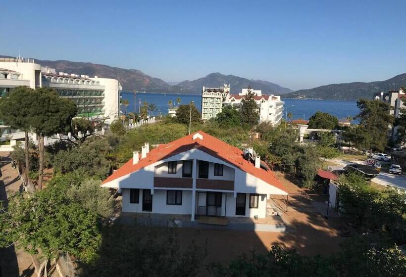 Номер Стандарт Вид на Море с Балконом, The Park Marmaris