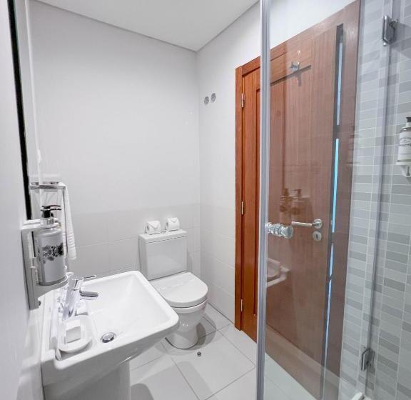 2 Bedrooms Suite Sea View, Villa Doris Suites