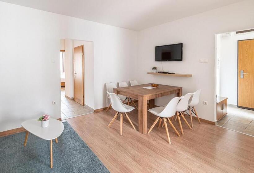 침실 3개 아파트, Nova Apartments