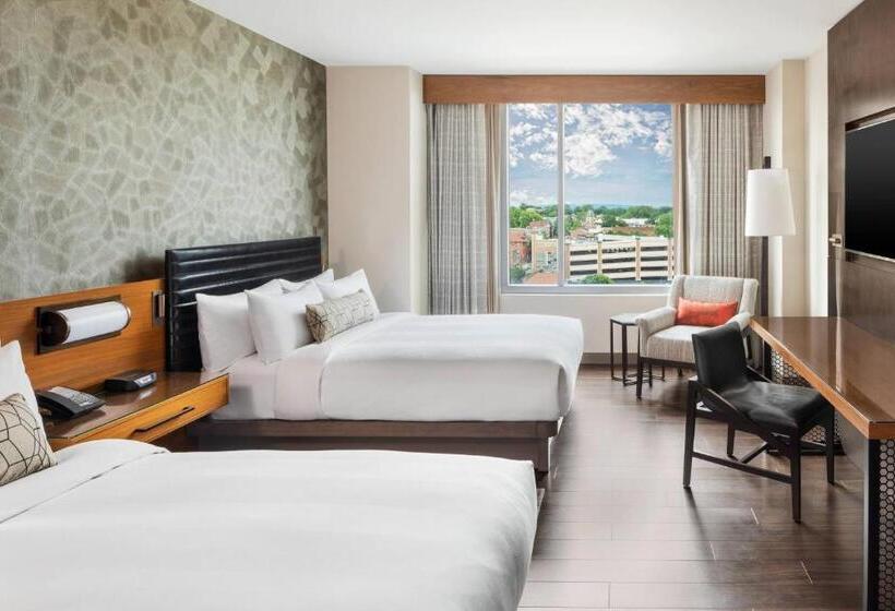 اتاق لوکس, Lancaster Marriott At Penn Square