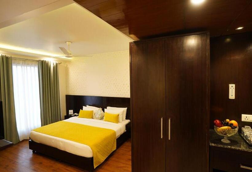 استودیو استاندارد با تخت کینگ, Rockland Hotel, C.r Park