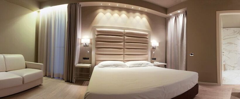 Habitación Familiar, Touring