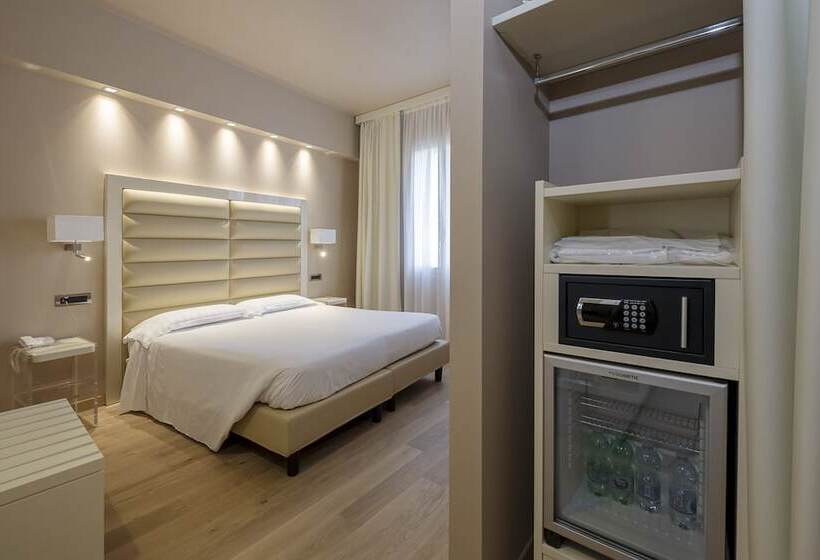 Habitación Deluxe, Touring