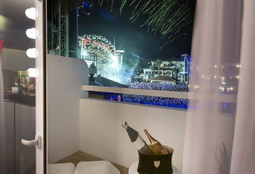 带观景的高级间, Ushuaïa Ibiza Beach Hotel - Adults Only