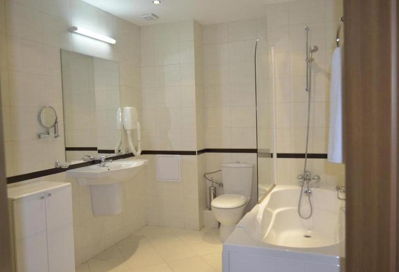 Апартаменты 2 Спальни, Bellevue Residence Apartments