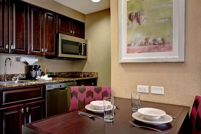 스위트 퀸침대, Homewood Suites By Hilton Albuquerque Airport