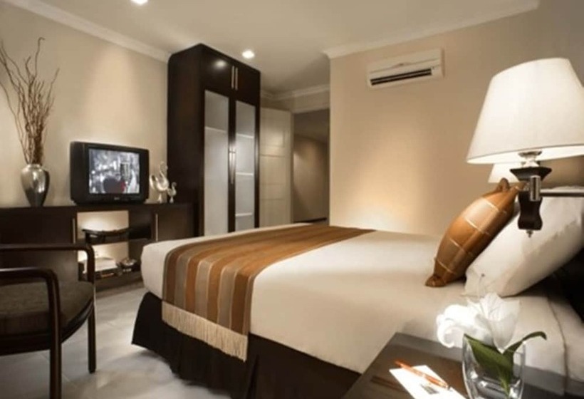 Люкс Superior 3 Спальни, Kristal Hotel Jakarta