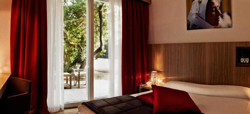 Номер Deluxe, Lanthia Resort