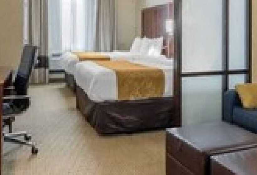 Люкс, Comfort Suites Near City Of Industry  Los Angeles