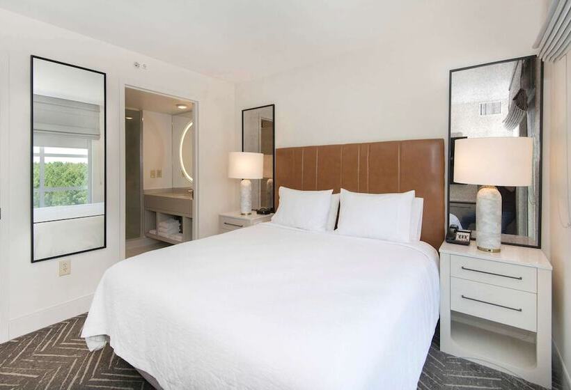 سوییت, Embassy Suites By Hilton Raleigh Durham Airport Brier Creek