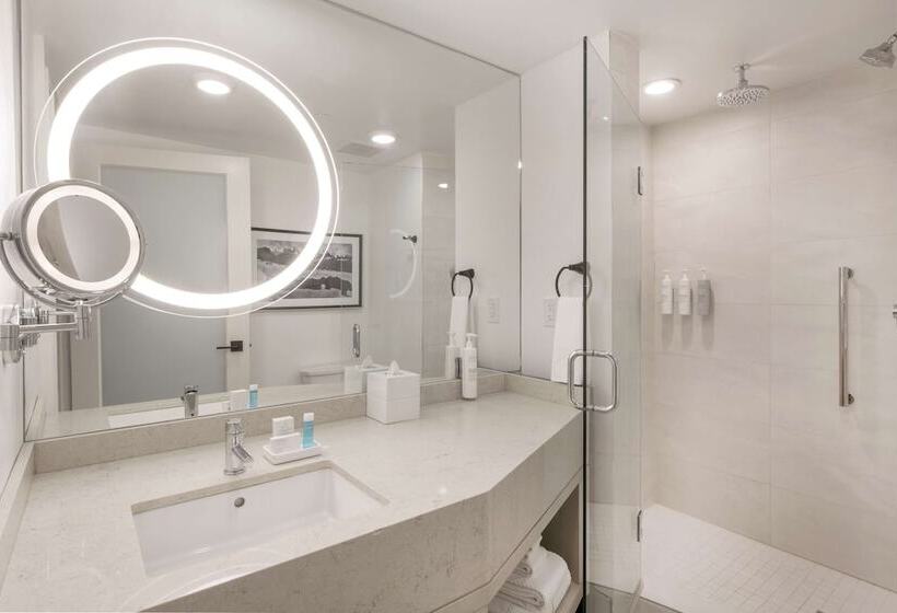 سوئیت پرزیدنت, Embassy Suites By Hilton Raleigh Durham Airport Brier Creek