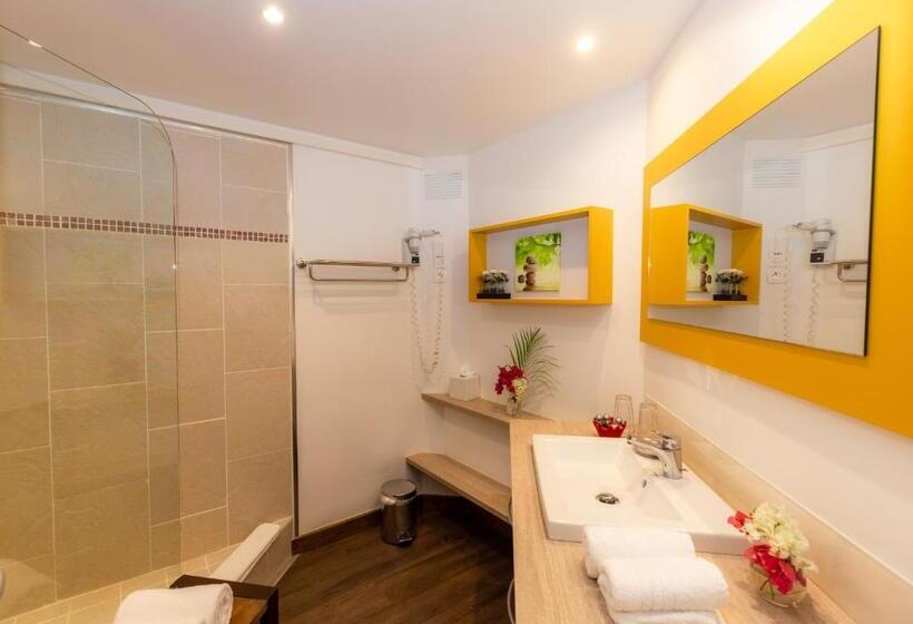 سوییت جونیور, Orient Bay Palm Court Residence 4 Stars