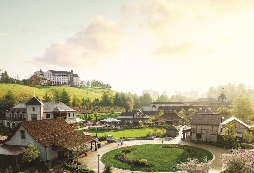 اتاق پرمیوم, The Inn On Biltmore Estate