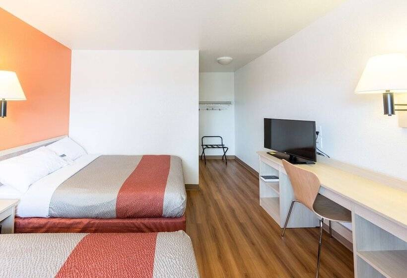 Номер Стандарт 2 Двуспальные Кровати, Motel 6klamath Falls, Or