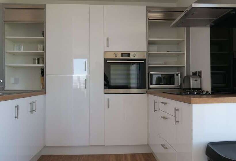 Апартаменты 2 Спальни, Quay Apartments