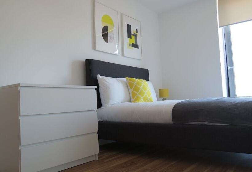 Апартаменты 2 Спальни, Quay Apartments