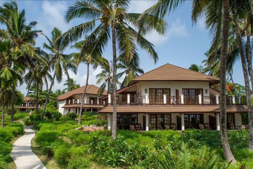 سوییت, Breezes Beach Club And Spa