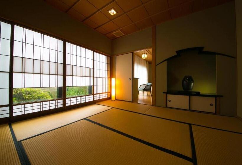 سوییت جونیور, Ibusuki Syusui En