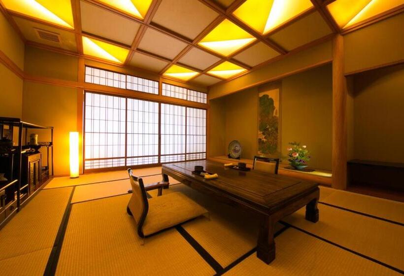 سوییت جونیور, Ibusuki Syusui En